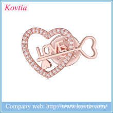 Novos produtos carta amor broche chave alibaba site moda vestidos de casamento broche 2015 rhinestone